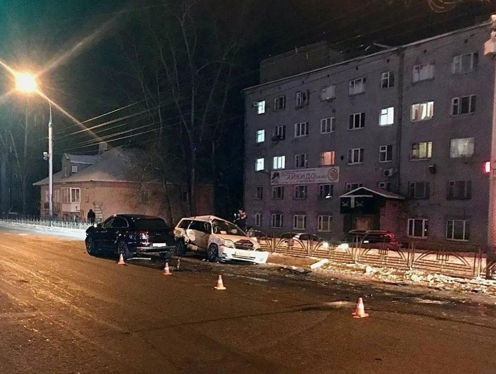 Вчера в Иркутске на улице Байкальской в ДТП погиб человек